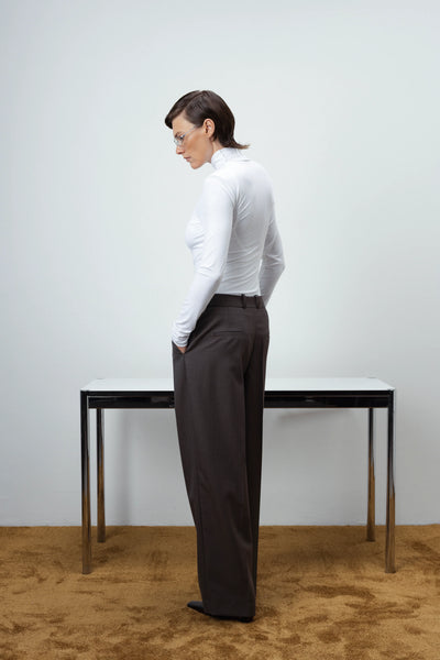 Pleated straight taupe kelnės