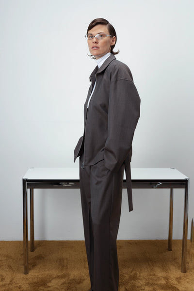 Pleated straight taupe kelnės