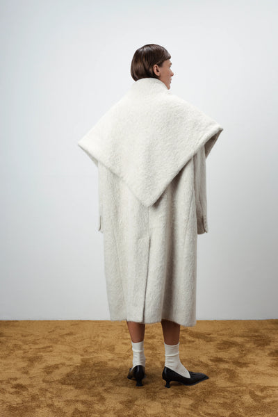 Oversized hairy wool wrap paltas