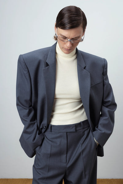 Broad-shoulder grey švarkas