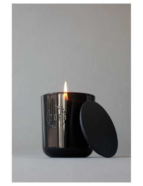 Santalas | Aromatinė sojų vaško žvakė | MOOD
