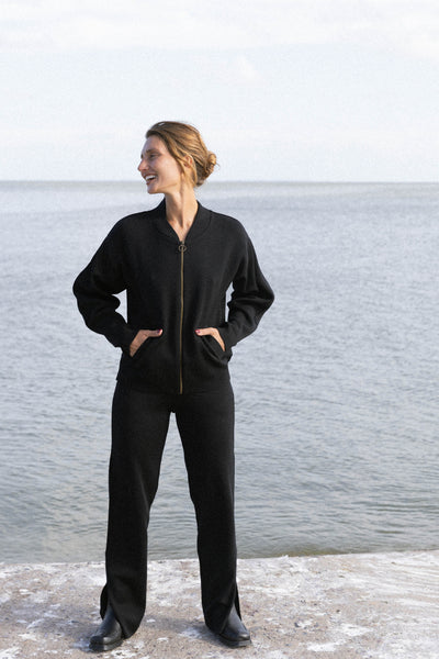 Onda 100% merino bomber stiliaus švarkas juoda