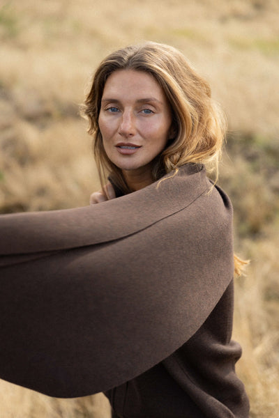 VIA 100% merino vilnos šalikas šokoladas