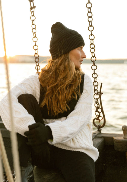 VIA 100% merino vilnos pirštinės juoda