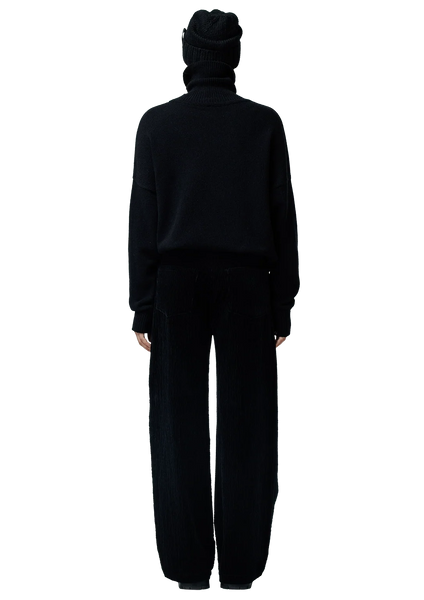 Premium wool megztinis (black)