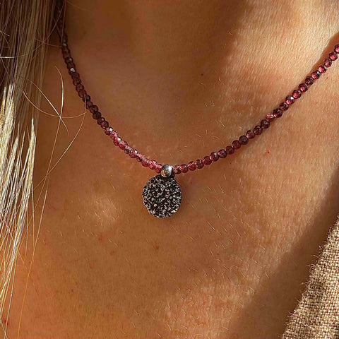 GARNET oxidised silver kaklo papuošalas