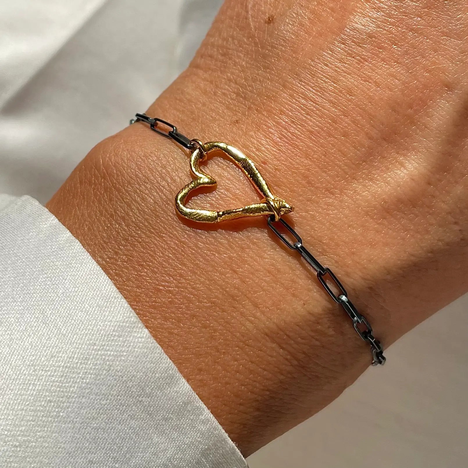 BIG ROUGH HEART 24K gold plated/oxidised silver apyrankė