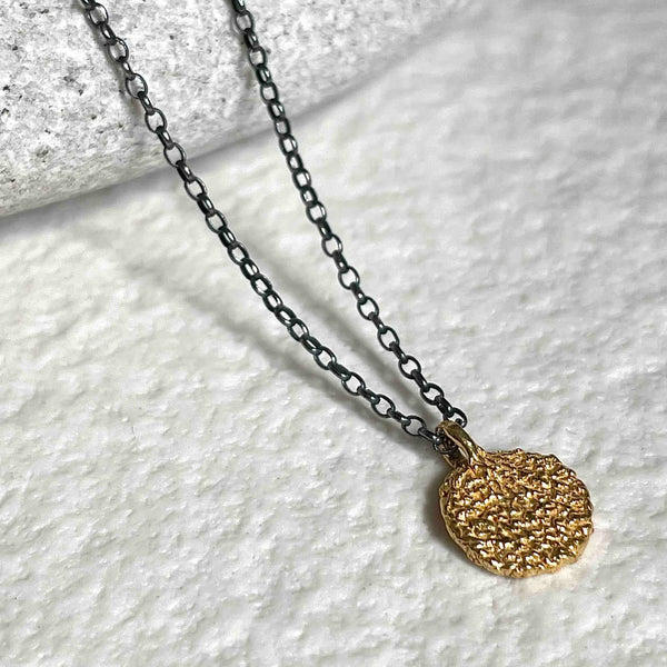 TINY 24K gold plated/oxidised silver kaklo papuošalas