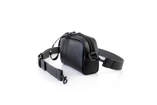 Camera rankinė, small / Flat dirželis 3