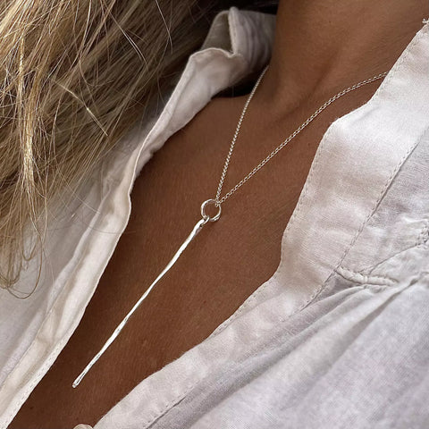 THIN LONG STICK silver kaklo papuošalas