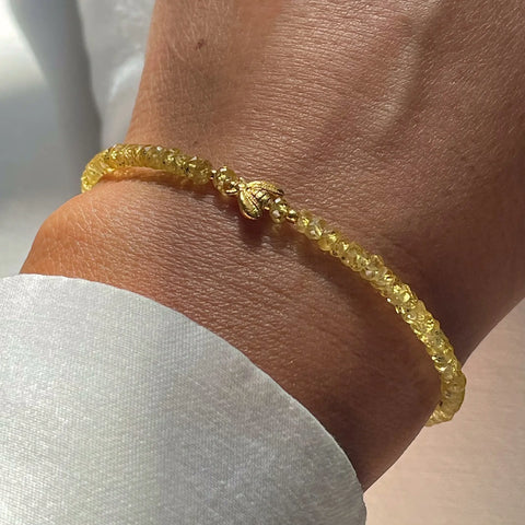 YELLOW SAPPHIRE BEE 24K gold plated apyrankė