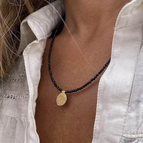 SPINEL 24K gold plated kaklo papuošalas