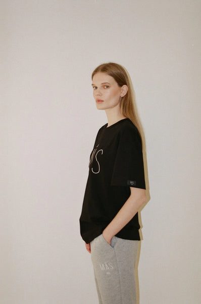 Unisex juodi marškinėliai