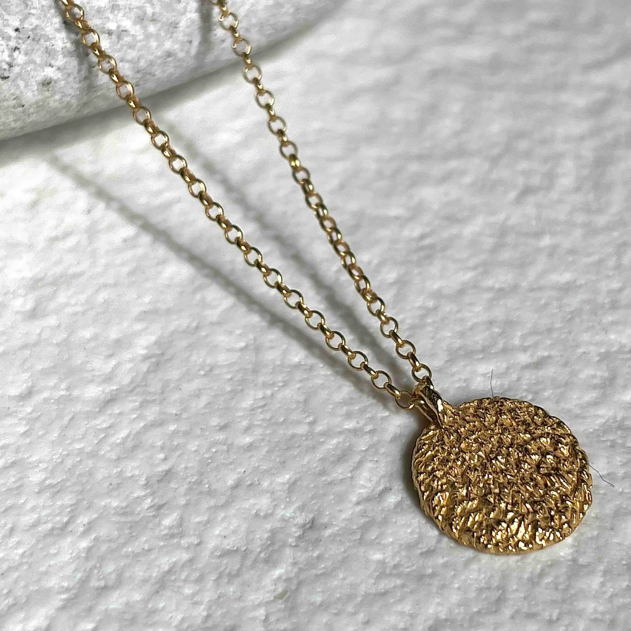 HANDCRAFTED 1.1 cm / 0.4 in 24K gold plated kaklo papuošalas
