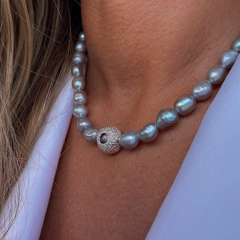 H i d e FRESHWATER grey pearl silver kaklo papuošalas