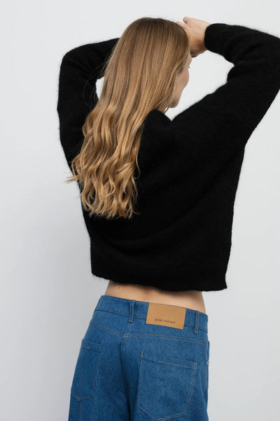 CHLOE megztinis juoda
