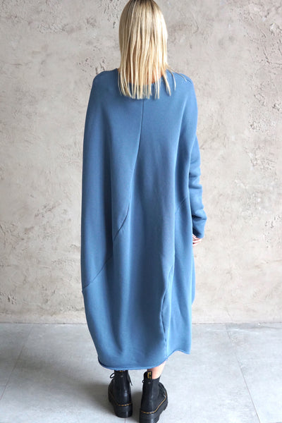 Mėlyna ilga trikotažo suknelė