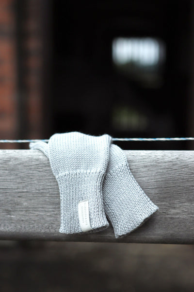 „Cosy vibes only“ merino vilnos riešinės