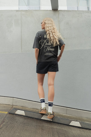 Dolce Far Niente - Vintage Juoda