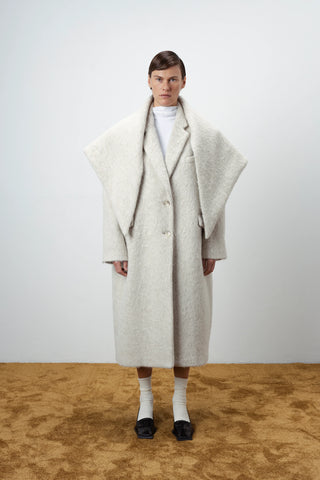 Oversized hairy wool wrap paltas