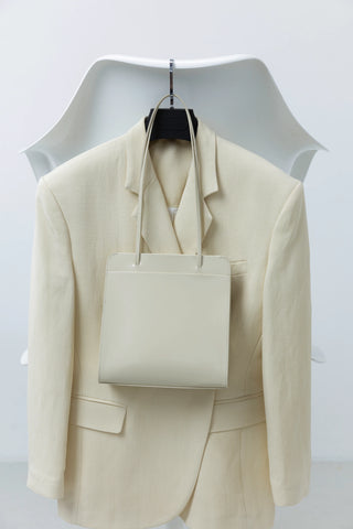 Sculptural linen in vanilla švarkas