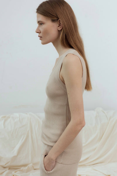 Fionn knitted sleeveless palaidinė