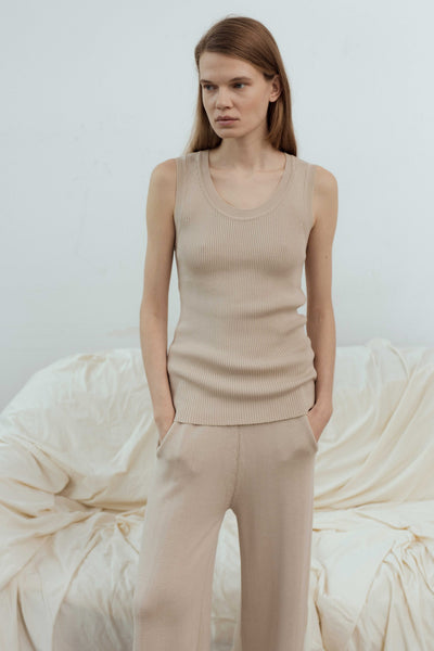 Fionn knitted sleeveless palaidinė