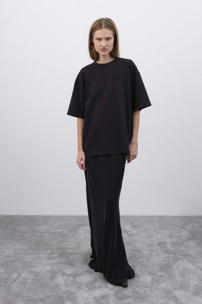 Monogram black marškinėliai