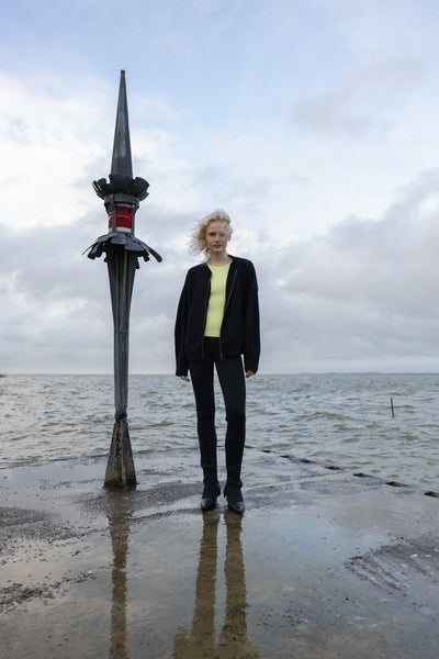 Barra stulpeliu megztos 100% merino vilnos tamprės juoda