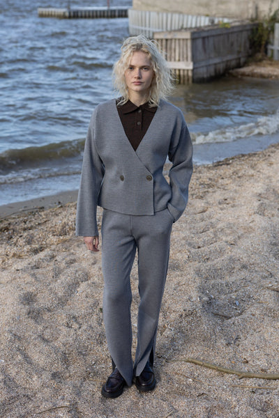 Galante megzta 100% merino švarkas šviesiai pilkas