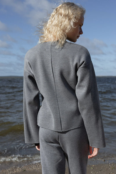 Galante megzta 100% merino švarkas šviesiai pilkas