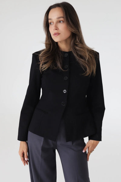 Juodas švarkas Harper