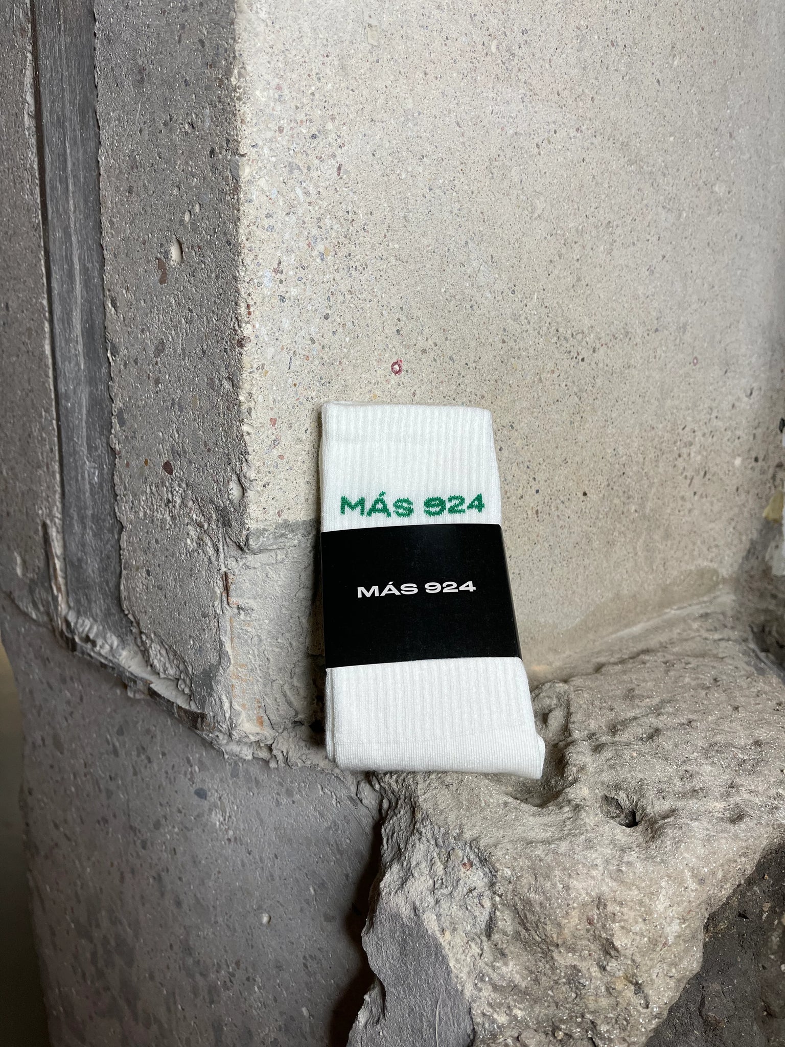 Green logo kojinės