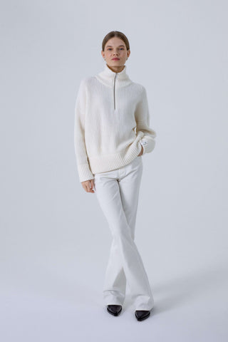 ‘JOLIE’ milk white megztinis