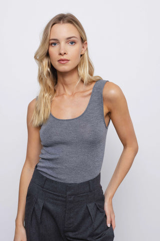 ‘MIA’ grey marškinėliai