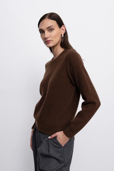 ‘MICHELLE’ brown megztinis