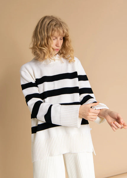 Marina merino vilnos dryžuotas megztinis baltas