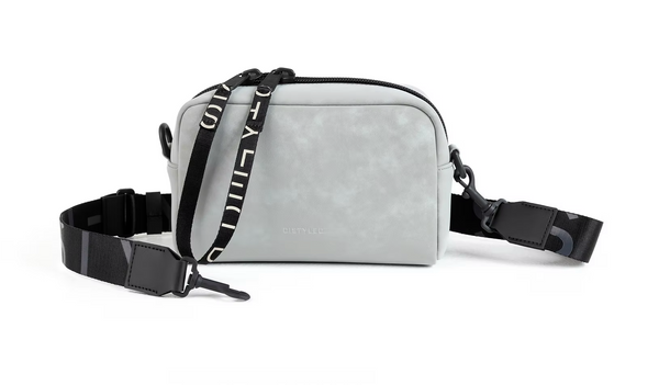 Camera rankinė, big / logo strap