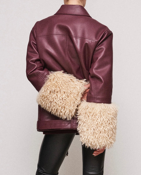 Bordo odinė striukė