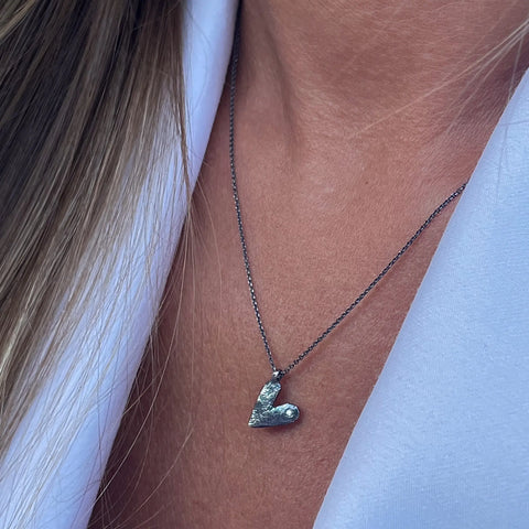 HEART Diamond oxidised silver kaklo papuošalas