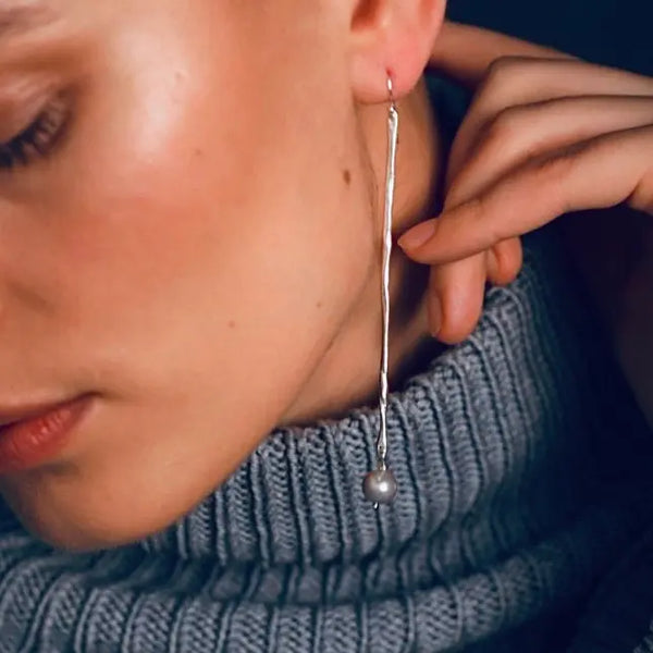 LONG FRESHWATER PEARL silver auskarai