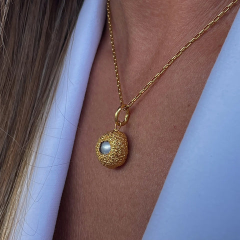 H i d e FRESHWATER mini grey pearl 24K gold plated kaklo papuošalas
