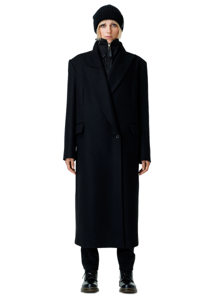 Statement collar paltas