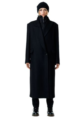 Statement collar paltas