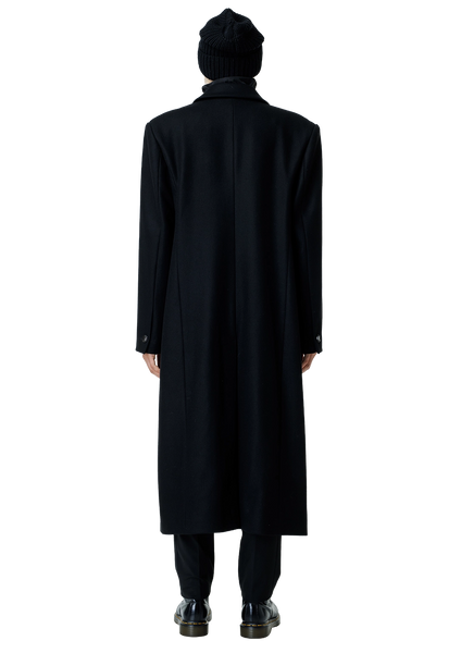 Statement collar paltas