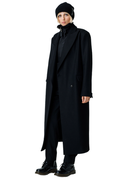 Statement collar paltas