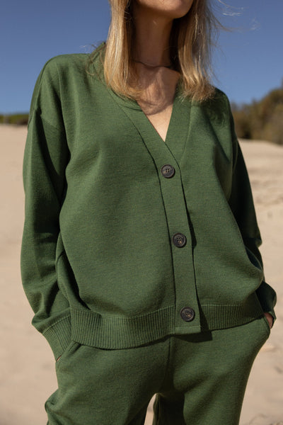 Bene 100% merino siaustinis žalia alyvuogė
