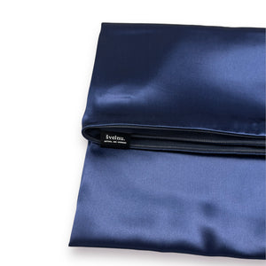Mėlynos spalvos šilkinis pagalvės užvalkalas